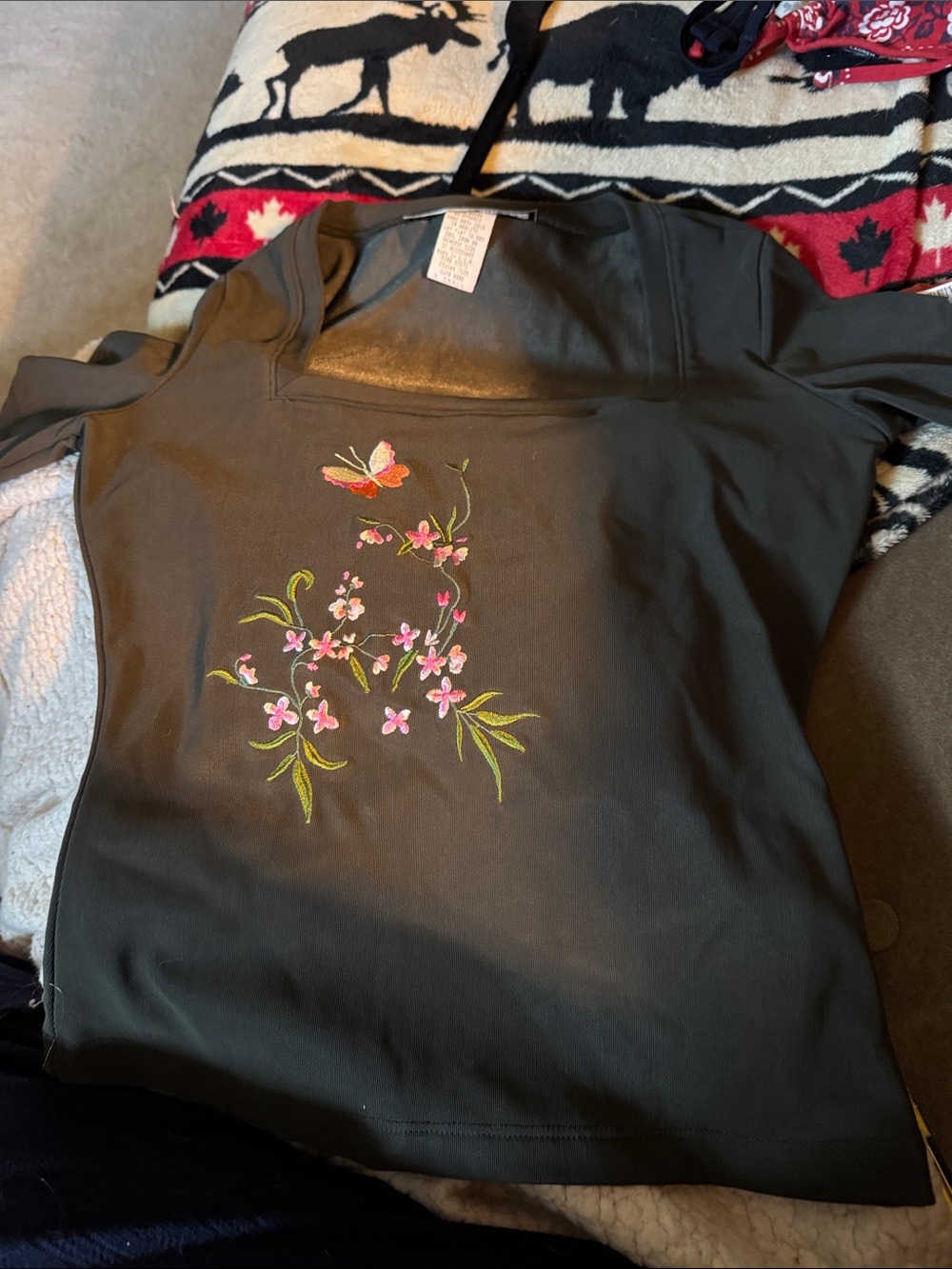 Women's Olive Green Embroidered Butterfly Floral Short Sleeve Top